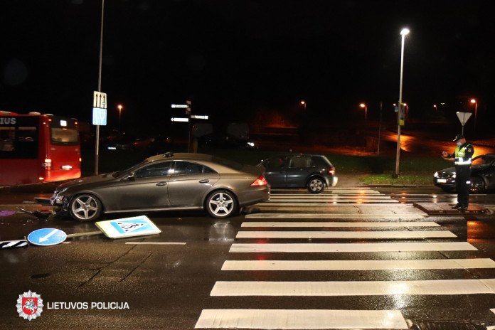 Visų Šventųjų savaitgalis – žuvo jauna vairuotoja, sužeista daugiau nei 30 žmonių