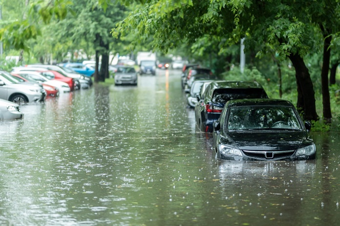 Liūčių ir krušos daromi nuostoliai automobiliams kasmet siekia šimtus tūkstančių